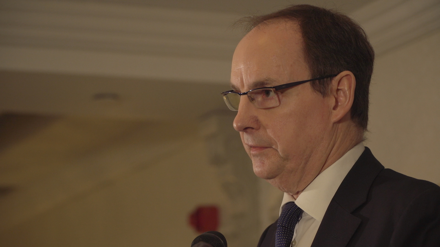 Mr Justice John O'Hara at the launch of the Hyponatraemia Inquiry report